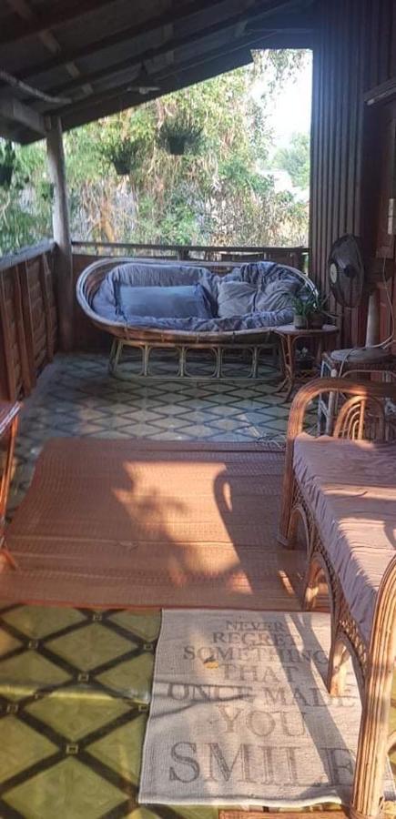 Retro Kampot Guesthouse Eksteriør billede