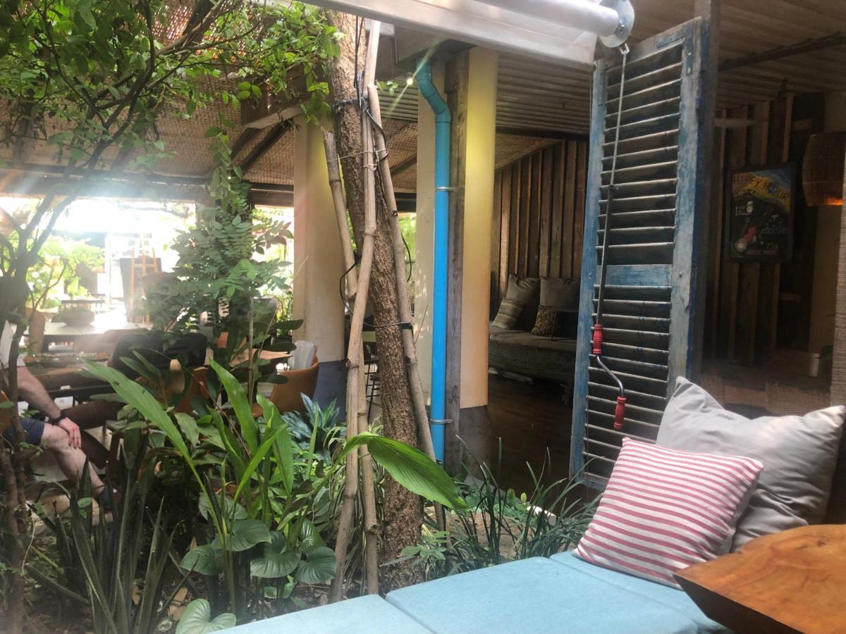 Retro Kampot Guesthouse Eksteriør billede